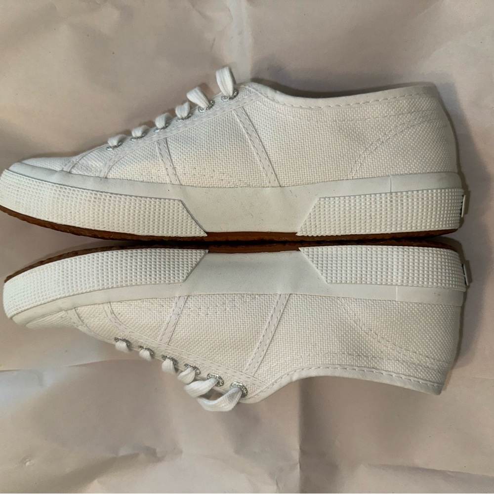 Superga Unisex White Sneakers, Size 39.5 (Eu) - Picture 3 of 7